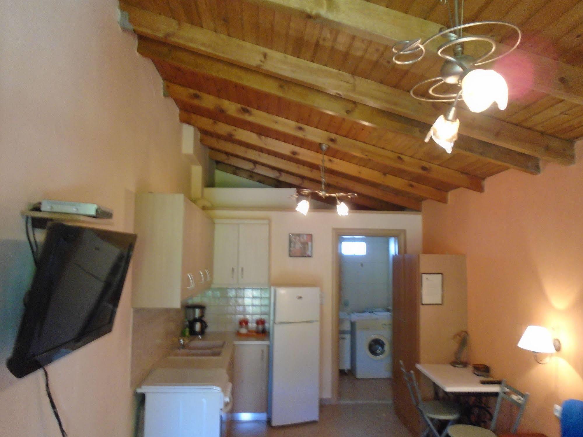 Aparthotel Adonis 2*